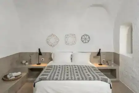 Cocoon Suites - 180