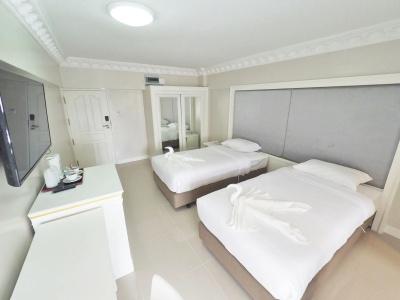 Romance Sukhumvit 97 - 6