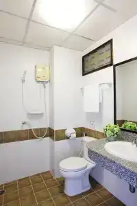 Rambuttri Village Plaza - Sha Extra Plus - Test And Go - 61