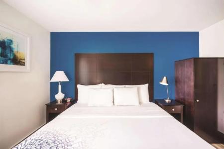 La Quinta by Wyndham Brooklyn Downtown - 25