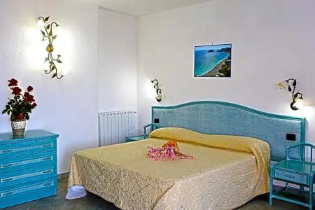 Punta Chiarito Resort & - 28