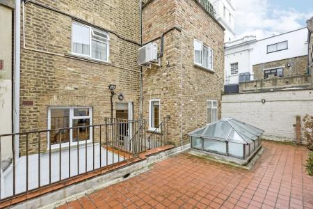 Queensgate Court - 240