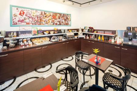 Best Western Plus Celebrity Suites - 25