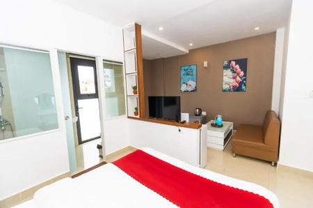 Ngan Pho Studio & - 121