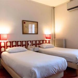 Ours Blanc - Place Victor Hugo - 22