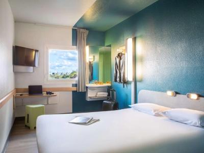 ibis budget Paris Porte De Montmartre - 4