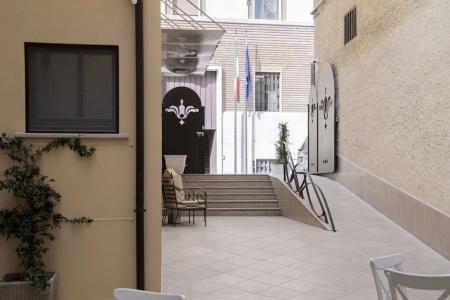 Palazzo Sant' Elena - 13