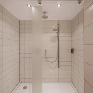 Newton Heilbronn - 38