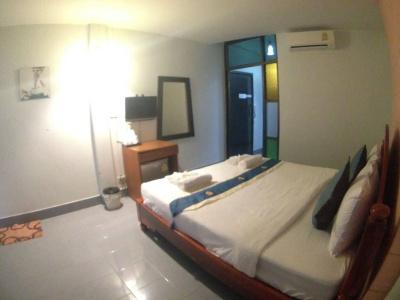 Srichada Khaolak - Sha Extra Plus - 22