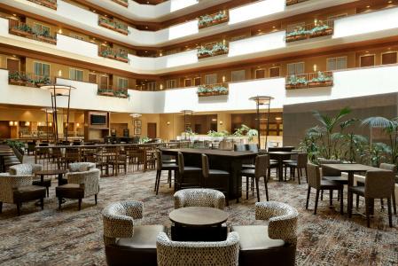 Embassy Suites East and Riverfront Conference Center - 31