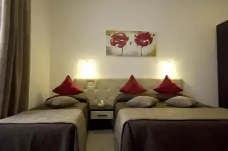 Ara Pacis Inn - 17