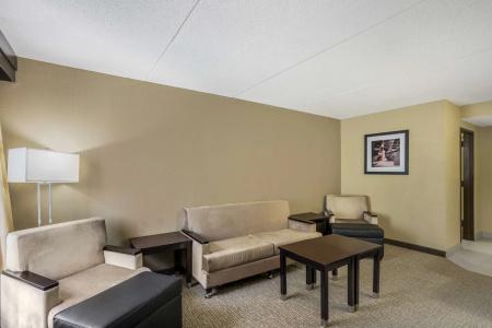 Best Western North - 53
