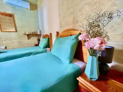 Grotto's Paradise B&B - 4