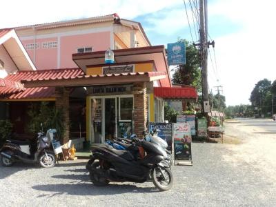 Lanta Baan Nok Resort - 20