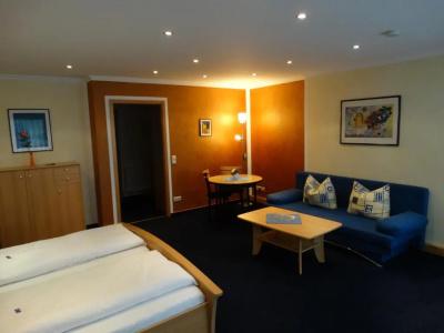 & Restaurant zur Loreley - 32