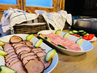 Amsterdam Inn - 10