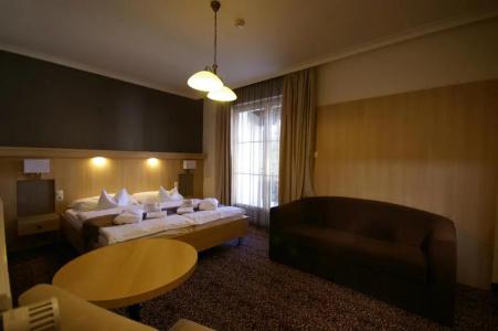 Xavin Wellness & Restaurant - 55