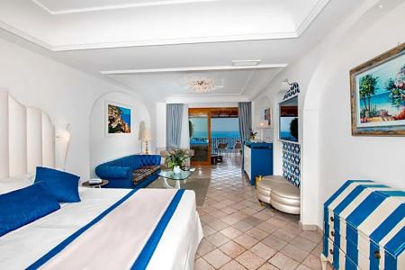 Eden Roc Suites - 251