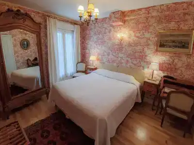 Hôtel de l'Abeille - 6