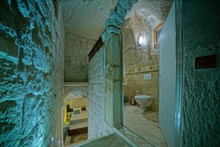 Castle Cave - 144