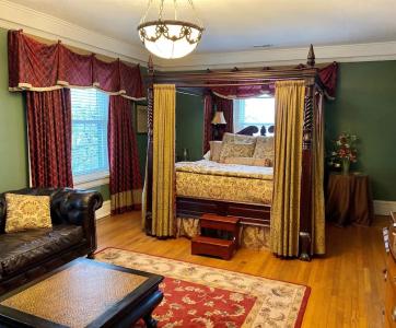 Inn at 835 Boutique - 105