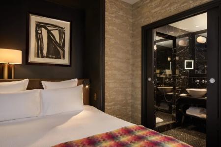 Le Pavillon de la Reine & Spa - Small Luxurys of the World - 56