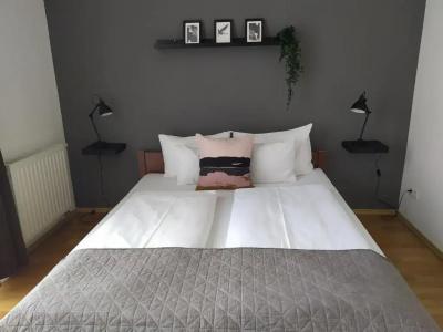 Vagabond Downtown - 102