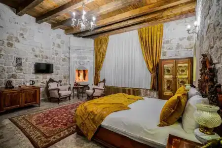 Serenus Cave Suites - 87