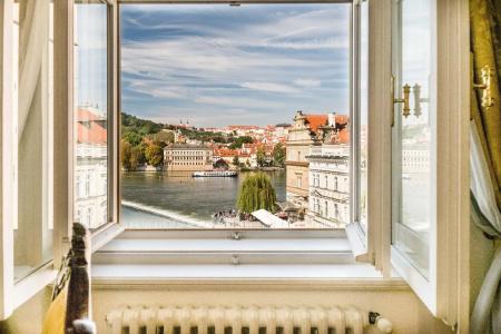 Charles Bridge Palace - 7