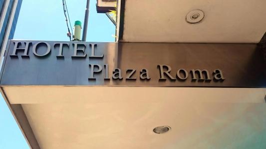 Plaza Roma - 30