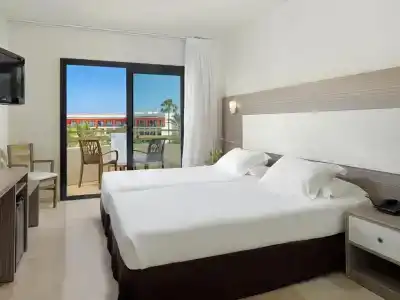 H10 Cambrils Playa - 37