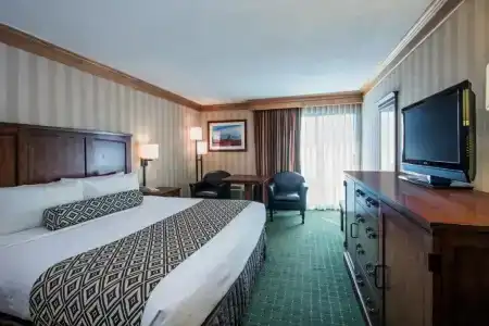 Crowne Plaza, An Ihg - 31