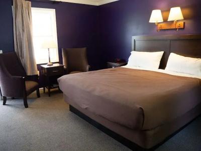 Blowing Rock Inn - 6