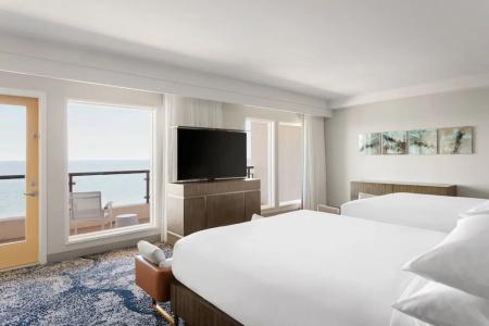 Deltas by Marriott Virginia Beach Bayfront Suites - 19