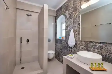 Sienna Eco Resort - 304