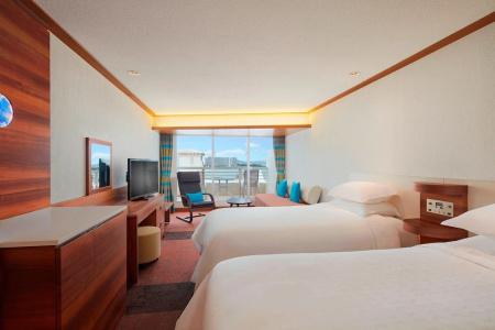Sheraton Okinawa Sunmarina Resort - 38