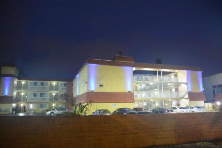 Imperial Inn - 0