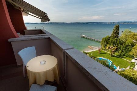 Continental Wellness & Spa - 56