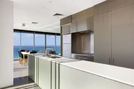 Ultiqa Air On Broadbeach - 171