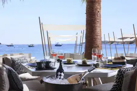Mykonos Blanc - Preferreds & Resorts - 9