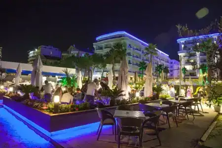 Grand Blue Fafa Resort & Spa - 24