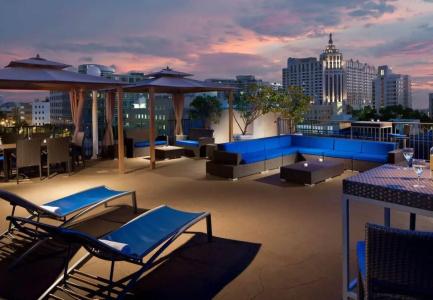 Courtyard Miami Beach South Beach - 18