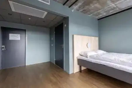 Hotell - 54