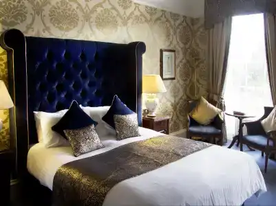 Royal Scots Club - 2