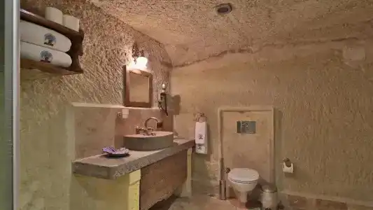 Phocas Cave Suites - 165
