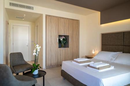 Palace Lido & Suites - 4