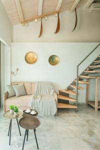 Blue Carpet Luxury Suites - 77