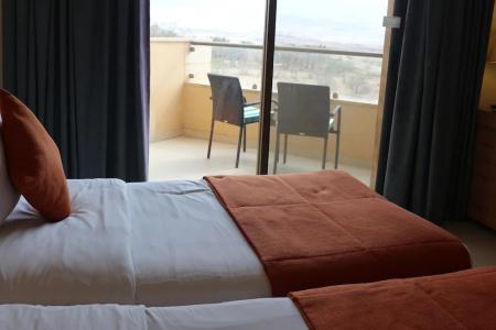 Ramada Resort Dead Sea - 40