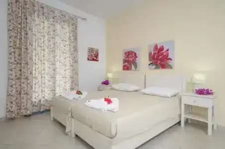 Francesca - 28