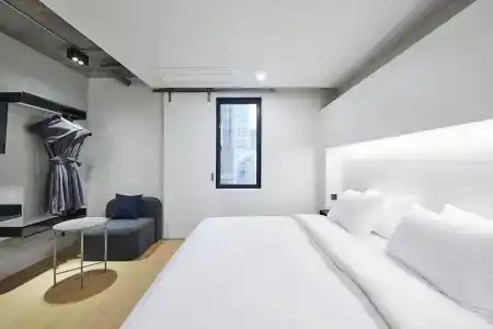 Intro - 17
